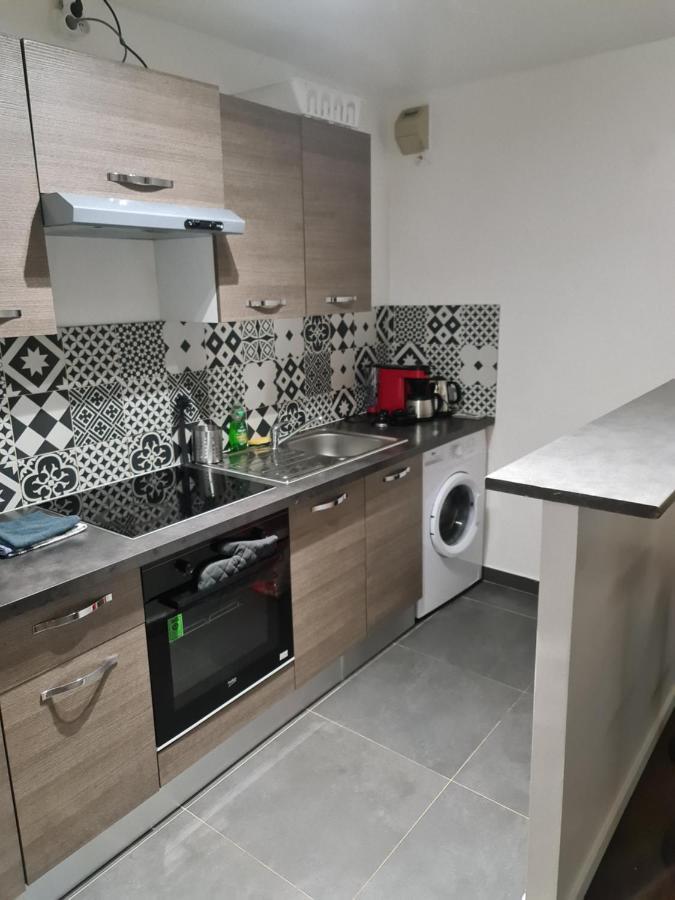 Le Jules Val - Studio Cosy En Residence + Parking + Wi-Fi Evry-Gregy-sur-Yerre Exterior foto